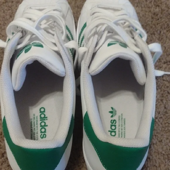 Adidas Shell Toe White and Green Athletic Shoes with Classic Stripes ***NEW WO.B - Picture 4 of 8